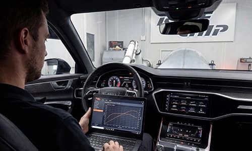 RaceChip dyno testing technician